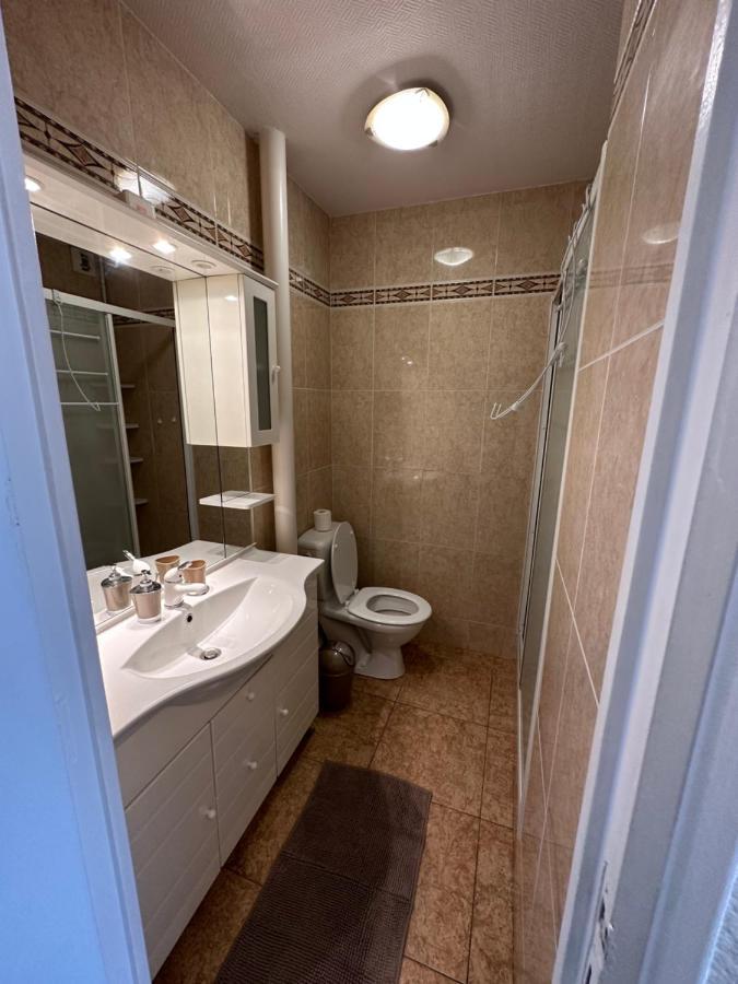 Vue Sur Le Port Apartment Agde Exterior photo
