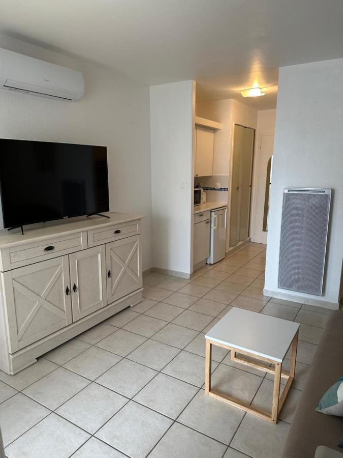 Vue Sur Le Port Apartment Agde Exterior photo